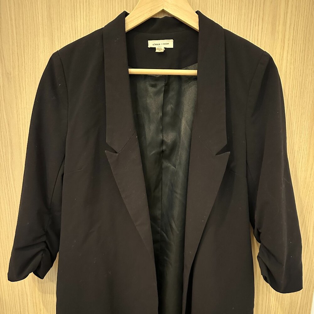 silence + noise Black Blazer - Size Medium